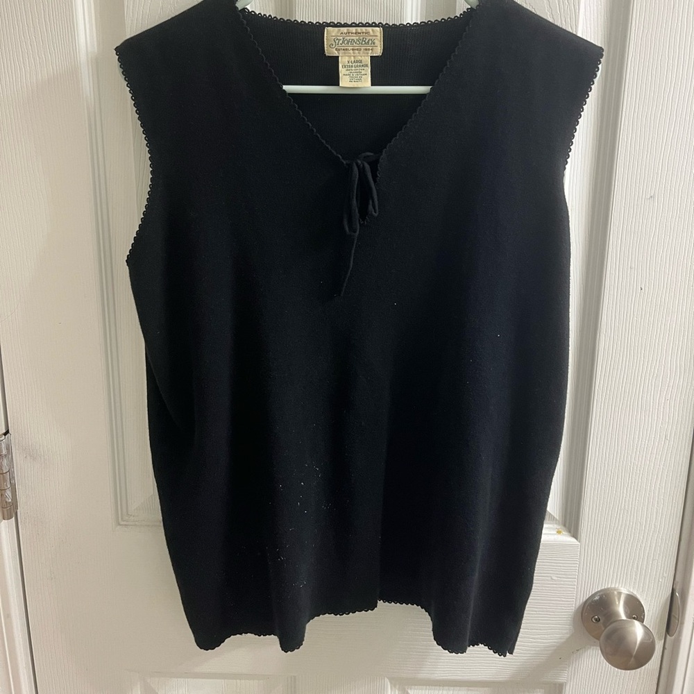 XL Tie-Front Sweater-Vest